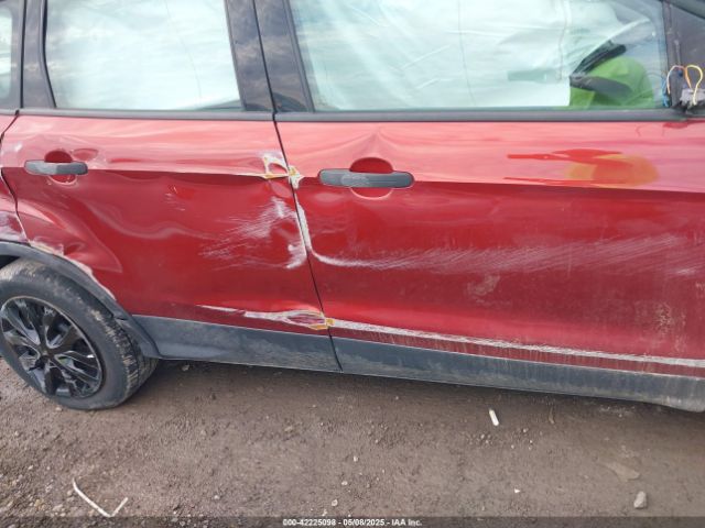 1FMCU0F70FUB78610 Ford ESCAPE S