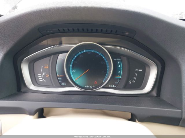YV126MFK8G1399228 Volvo S60 T5 Drive-e Premier