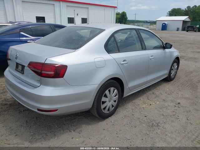 3VW267AJ4GM340375 Volkswagen Jetta 1.4t S