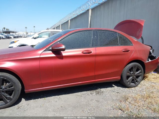 55SWF4KB0FU037895 Mercedes-Benz C 300 4matic/luxury 4matic/sport 4matic