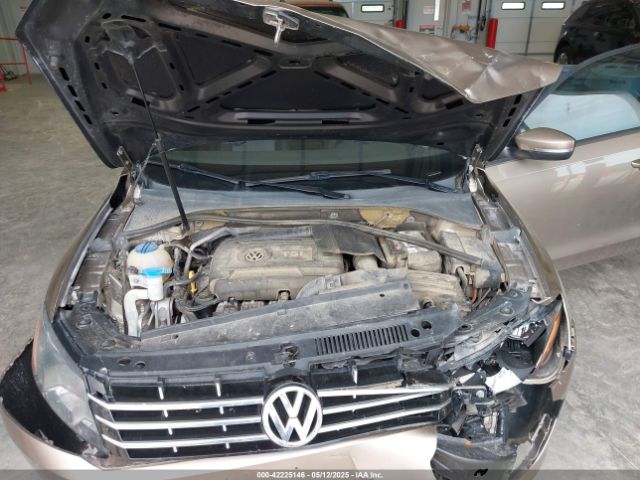 1VWAT7A38FC013595 Volkswagen Passat 1.8t Wolfsburg Edition