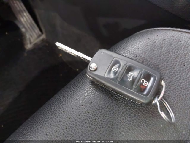 1VWAT7A38FC013595 Volkswagen Passat 1.8t Wolfsburg Edition