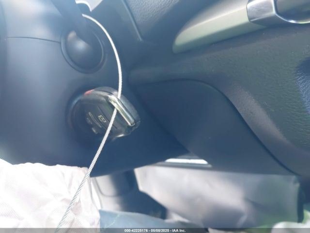 WAUAUGFFXH1042773 Audi A3 2.0t Premium