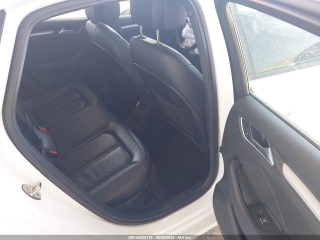 WAUAUGFFXH1042773 Audi A3 2.0t Premium