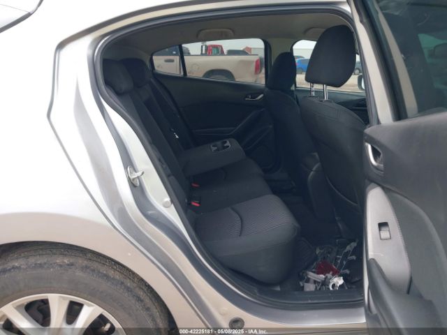 3MZBM1K78GM237675 Mazda Mazda3 I Sport
