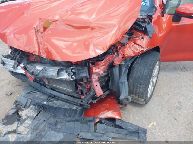 JTND4MBE1P3213999 Toyota COROLLA SE