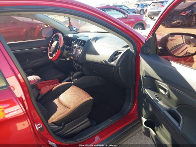 2018 MITSUBISHI OUTLANDER SPORT JA4AP3AUXJZ023196 Photo 4