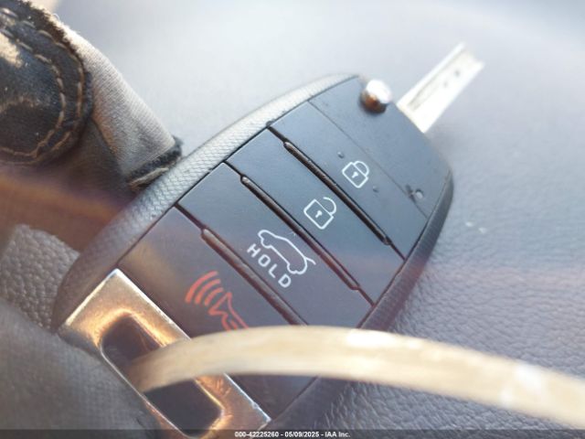 5XYPG4A36HG242551 KIA Sorento 2.4l Lx