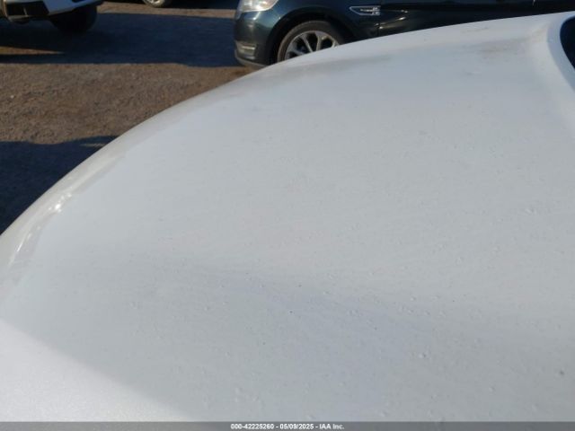 5XYPG4A36HG242551 KIA Sorento 2.4l Lx