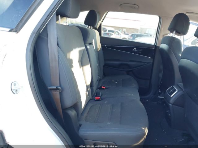 5XYPG4A36HG242551 KIA Sorento 2.4l Lx