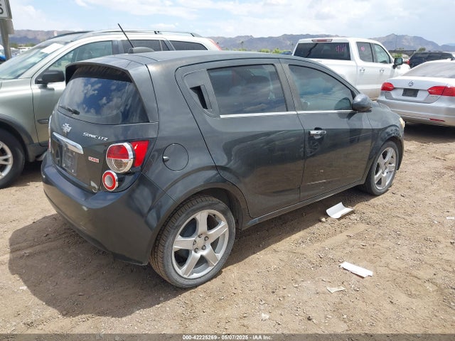 1G1JE6SB1F4202251 Chevrolet Sonic Ltz Auto