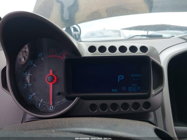 1G1JE6SB1F4202251 Chevrolet Sonic Ltz Auto