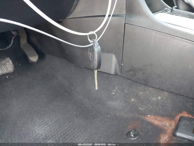 Toyota COROLLA LE 2018 5YFBURHE9JP793419 Image 11