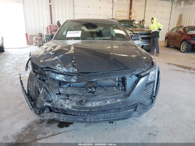 1G6DV5RW1S0113761 Cadillac lgy