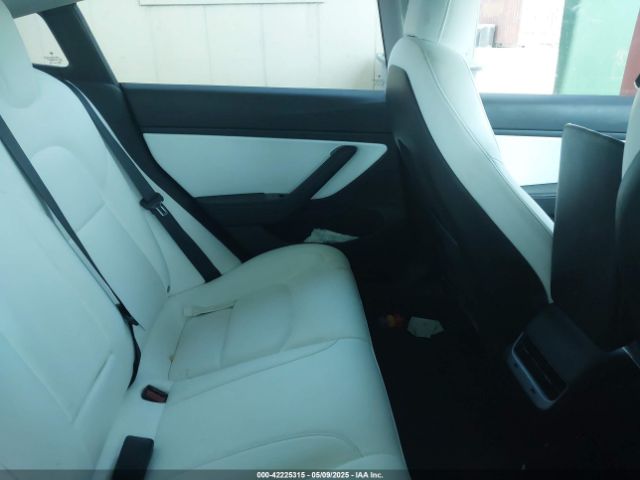 5YJ3E1EB5LF639060 Tesla Model 3 Long Range Dual Motor All-wheel Drive