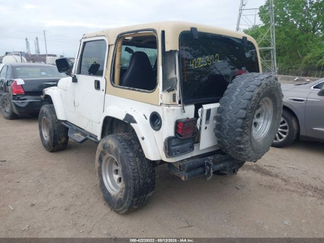 2000 JEEP WRANGLER 1J4FA59S3YP740762 Photo 2
