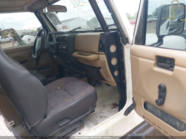 2000 JEEP WRANGLER 1J4FA59S3YP740762 Photo 4