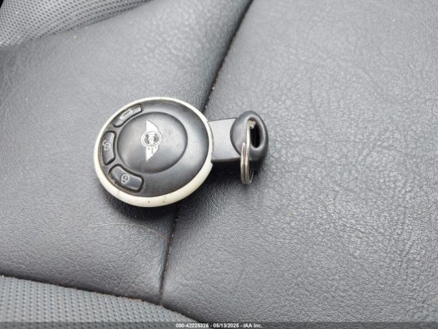 2009 MINI COOPER WMWMF33599TW72771 Photo 10