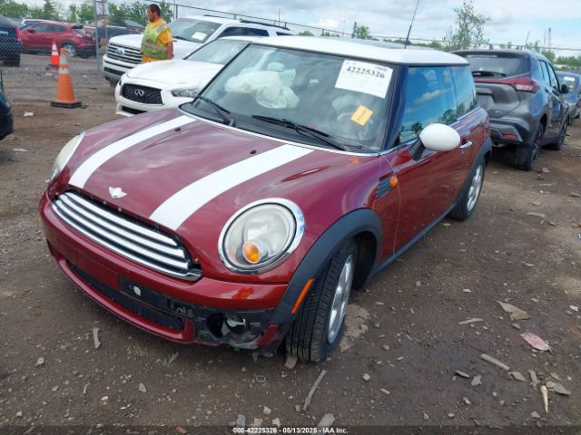 2009 MINI COOPER WMWMF33599TW72771 Photo 1