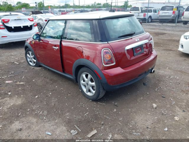 2009 MINI COOPER WMWMF33599TW72771 Photo 2