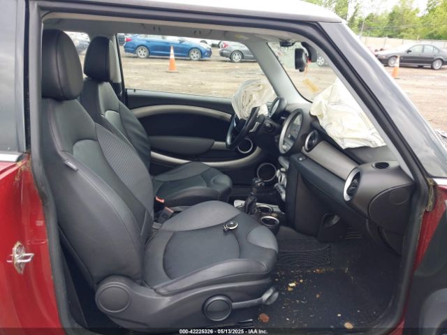 2009 MINI COOPER WMWMF33599TW72771 Photo 4