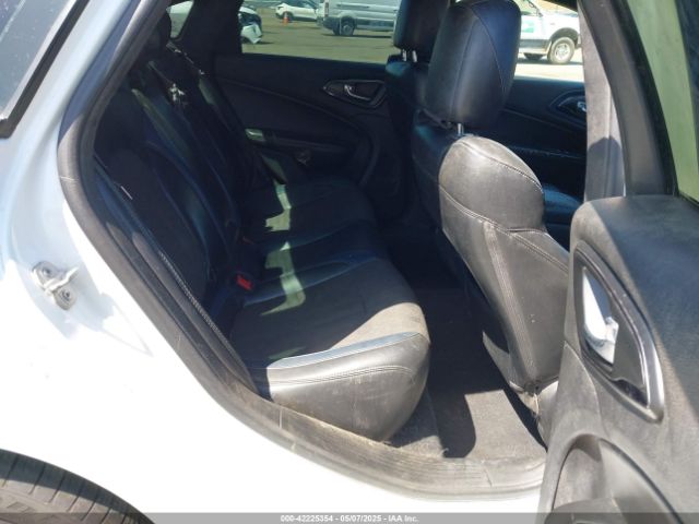 1C3CCCBB4FN584889 Chrysler 200 S