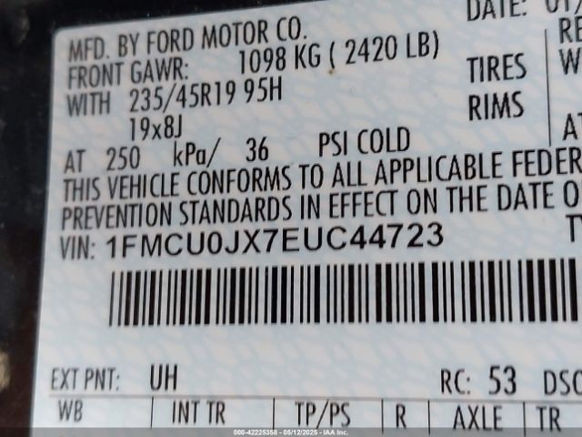 1FMCU0JX7EUC44723 Ford Escape Titanium