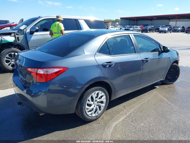 2018 Toyota Corolla Le მანქანა იყიდება აუქციონზე, vin: 5YFBURHE4JP812734, აუქციონის ნომერი: 42225365