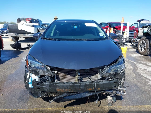 2018 Toyota Corolla Le მანქანა იყიდება აუქციონზე, vin: 5YFBURHE4JP812734, აუქციონის ნომერი: 42225365