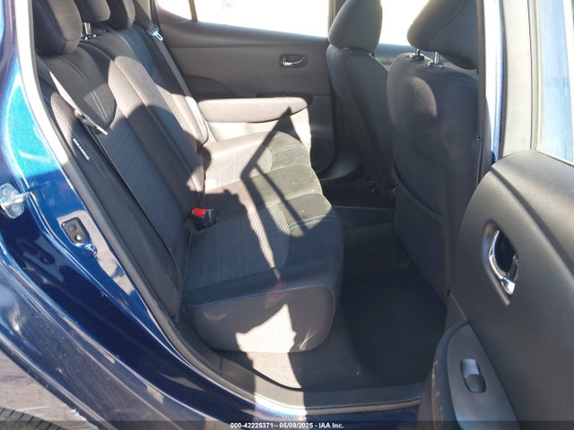 1N4AZ1BP7LC303585 Nissan Leaf S 40 Kwh
