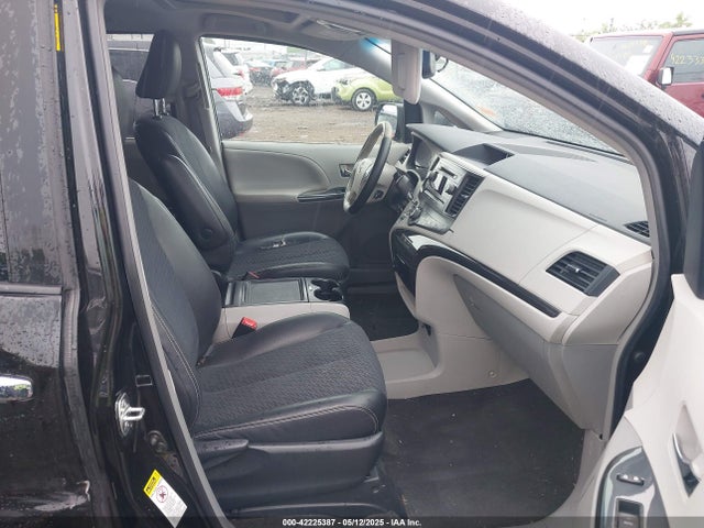Toyota Sienna Se 8 Passenger 2014 5TDXK3DCXES460558 Image 5