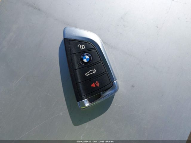 2018 BMW X5 5UXKR2C58J0X09826 Photo 10