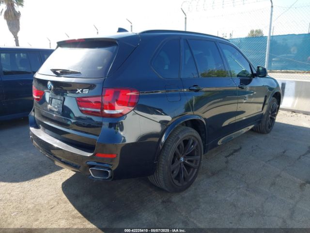 2018 BMW X5 5UXKR2C58J0X09826 Photo 3
