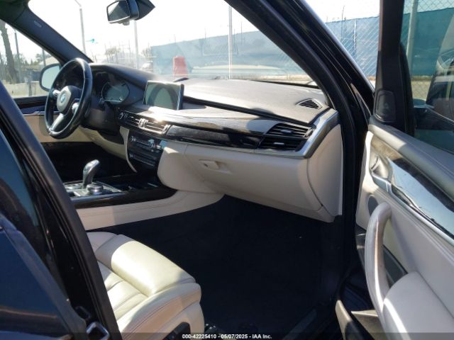 2018 BMW X5 5UXKR2C58J0X09826 Photo 4