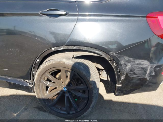 2018 BMW X5 5UXKR2C58J0X09826 Photo 5
