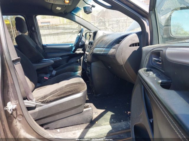 2C4RDGBG4FR710242 Dodge Grand Caravan Se