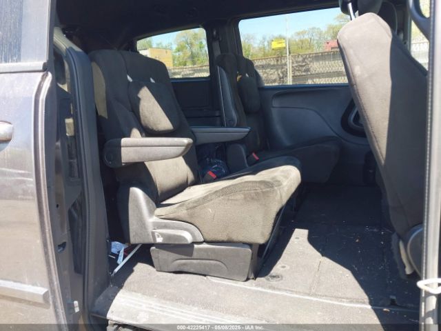2C4RDGBG4FR710242 Dodge Grand Caravan Se