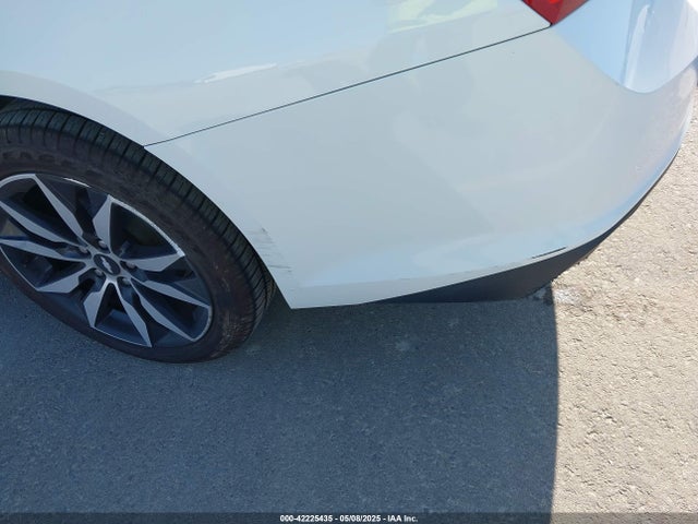 1G1ZD5ST7JF280197 Chevrolet MALIBU LT