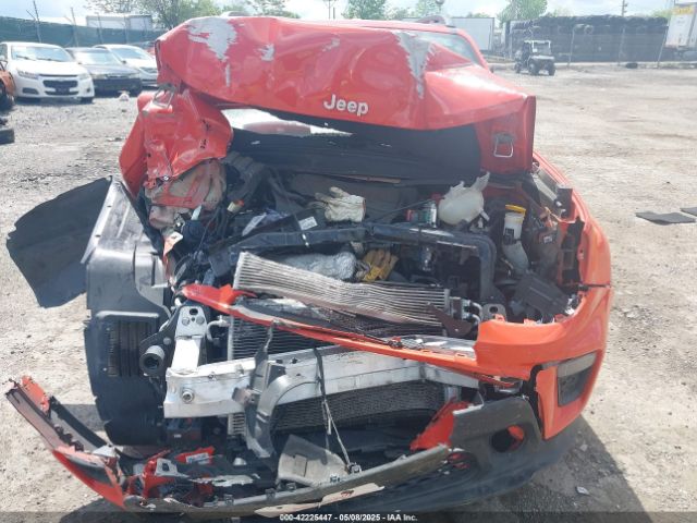 ZACNJABB6LPL11581 Jeep Renegade Latitude Fwd