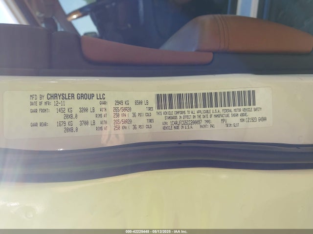 42225448 :رقم المزاد ، 1C4RJFCG5CC200097 vin ، 2012 Jeep Grand Cherokee Overland مزاد بيع