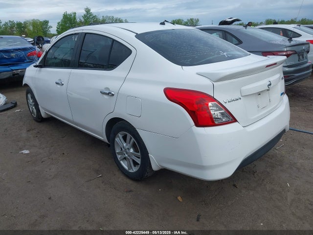 3N1CN7AP7FL864593 Nissan Versa 1.6 Sv