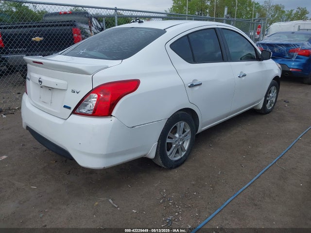 3N1CN7AP7FL864593 Nissan Versa 1.6 Sv
