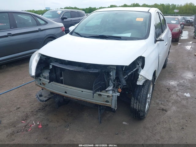 3N1CN7AP7FL864593 Nissan Versa 1.6 Sv