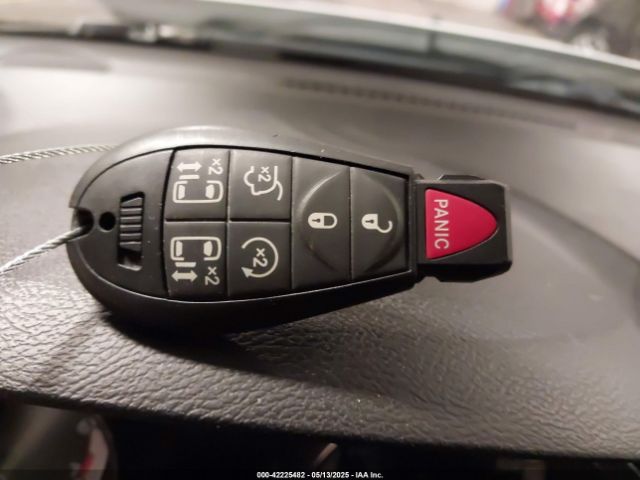 2C4RDGCG4KR601546 Dodge Grand Caravan Sxt