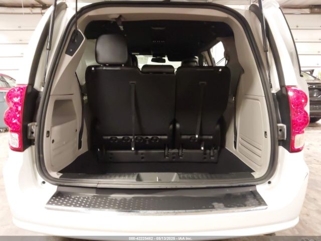 2C4RDGCG4KR601546 Dodge Grand Caravan Sxt