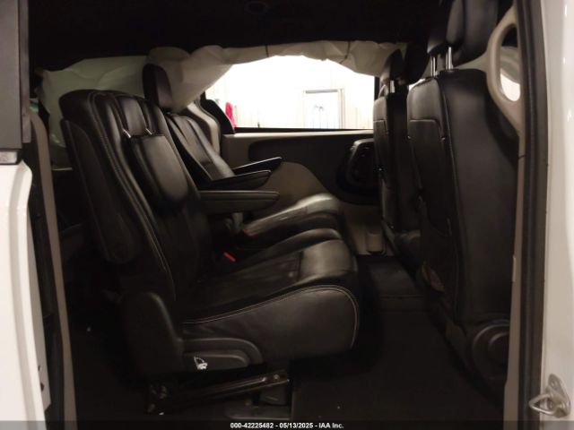 2C4RDGCG4KR601546 Dodge Grand Caravan Sxt