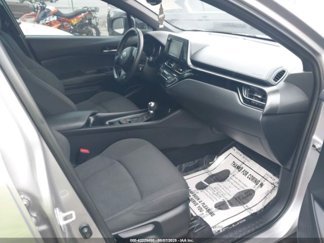 NMTKHMBXXJR031420 Toyota C-hr Xle Premium