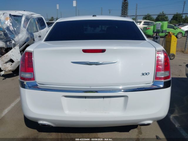 2C3CCAAGXEH346862 Chrysler 300