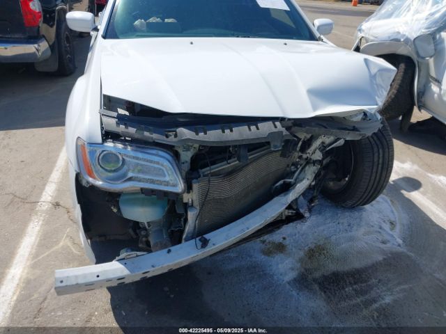2C3CCAAGXEH346862 Chrysler 300