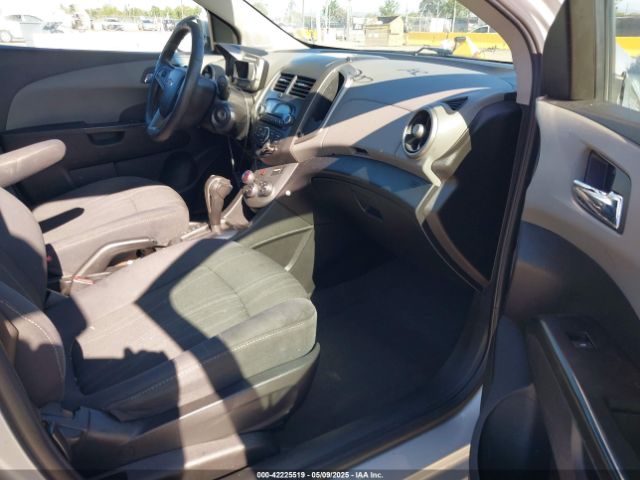 1G1JC5SG6E4111535 Chevrolet Sonic Lt Auto